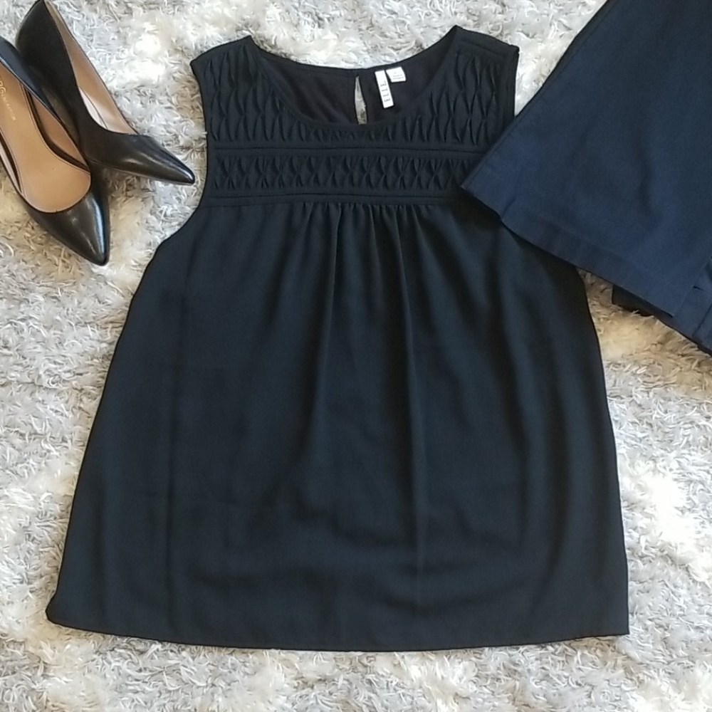 Elle sleeveless top